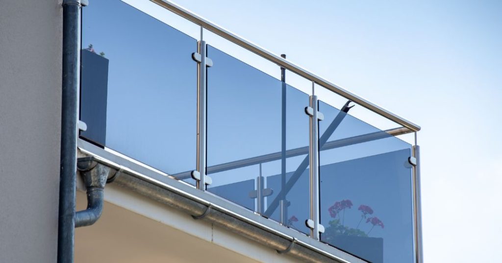 Guarda-corpo de vidro em Vila Velha